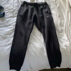 Nike SportsWear Club Fleece Jogger Black Medium